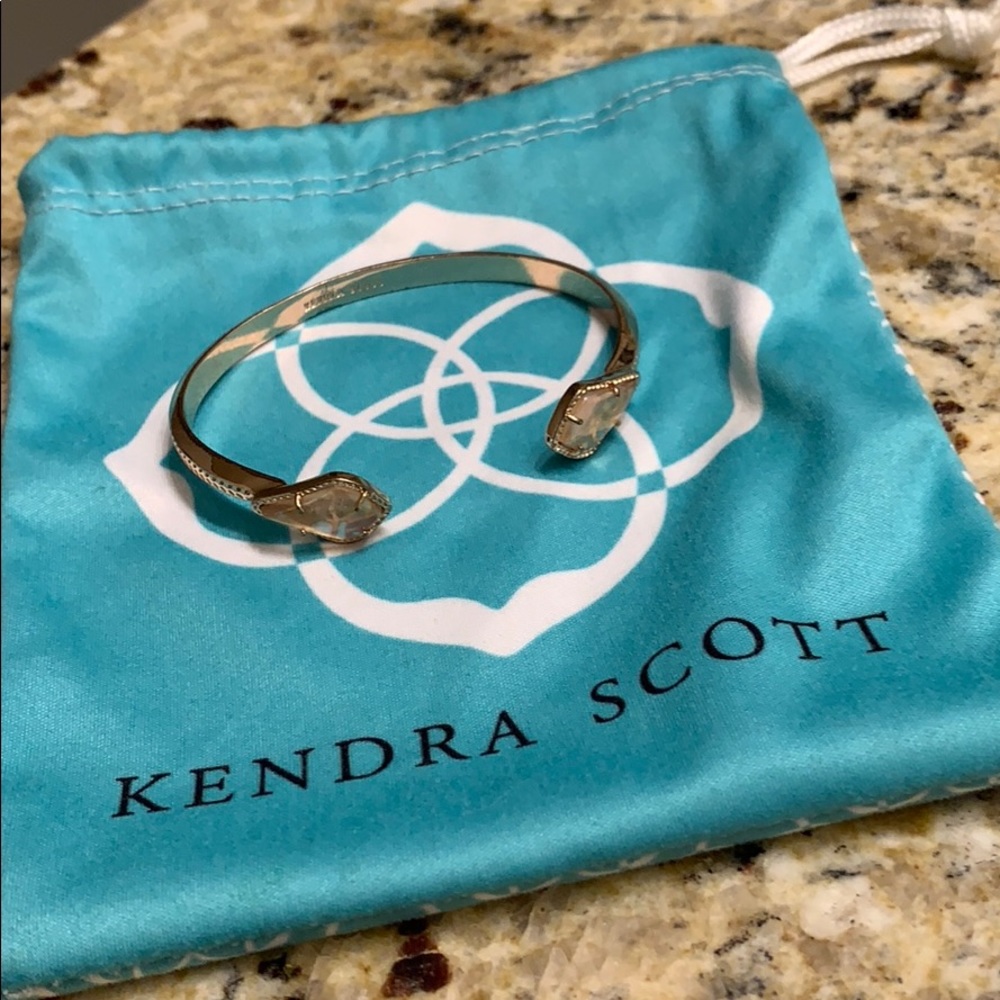 KENDRA SCOTT ROSE GOLD CUFF BRACELET